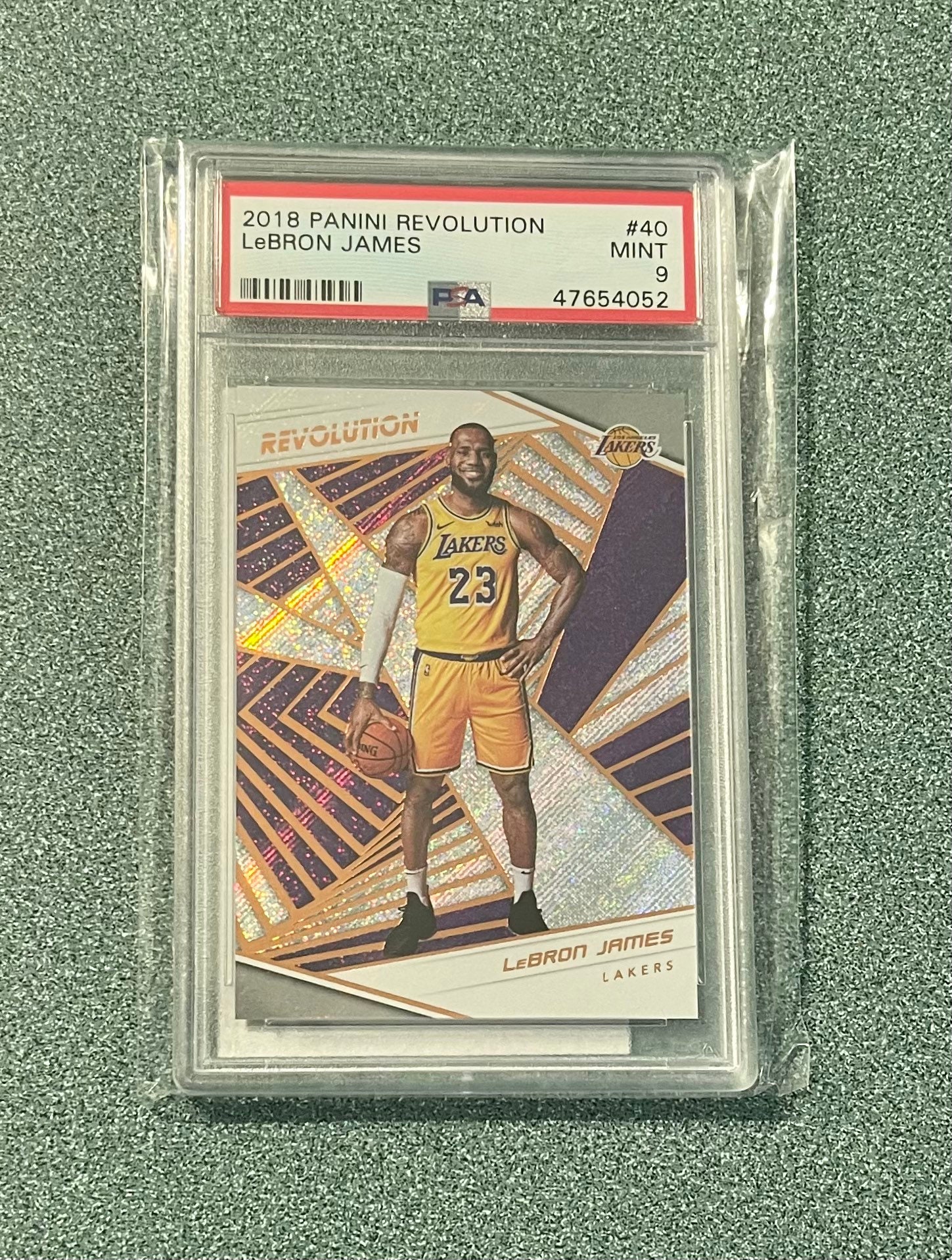 レブロン・ジェームズ　PSA 10 LeBron James 18/19 Panini Revolution #40 PSA 10 Gem Mint | eBay