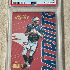 2018 Panini Absolute #64 Tom Brady PSA 9 Mint New England Patriots