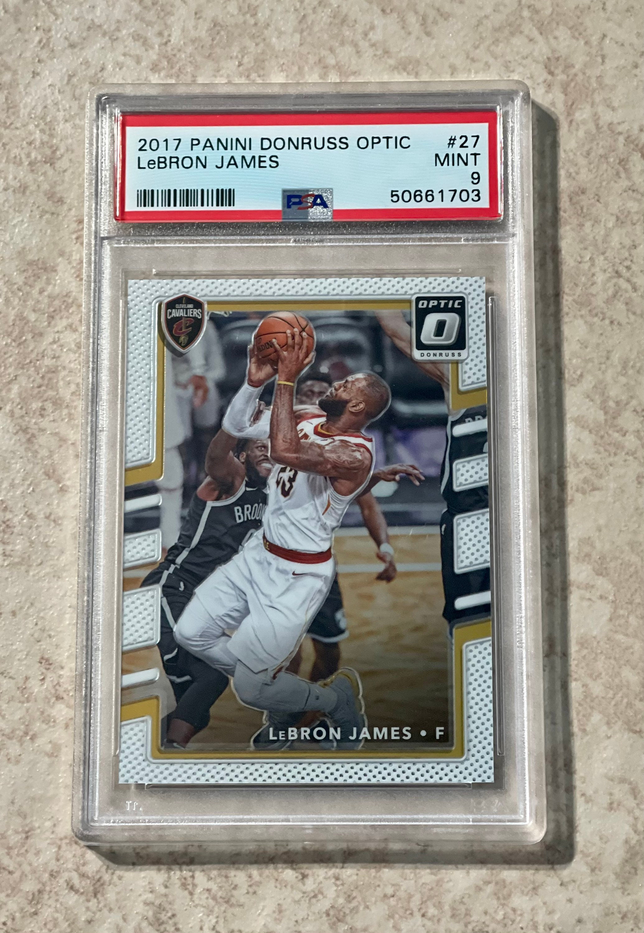 2017 Panini Donruss Optic 27 Lebron PSA Mint Los Angeles