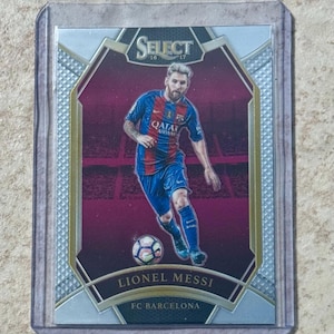 Lionel Messi 2016-17 Panini Select Field Level SP. Card #286 Argentina