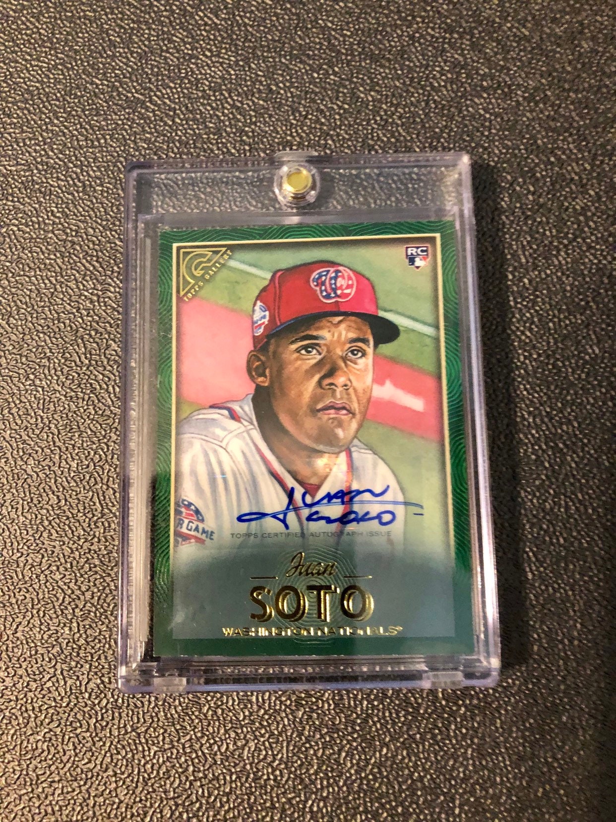Topps Gallery Green Juan Soto Autographed Rookie Card #d/99 - Rare