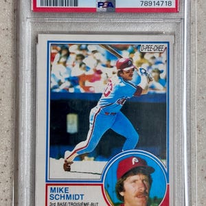 1983 O-Pee -CHEE OPC #300 Mike Schmidt Philadelphia Phillies PSA 7
