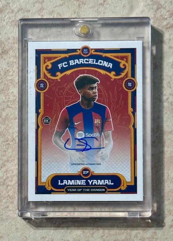 2024 Topps Barcelona Year of Dragon Lamine Yamal #AU-LY RC