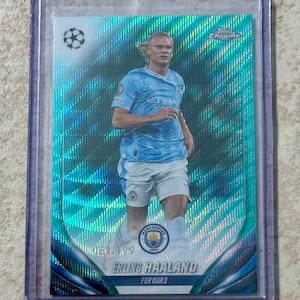 2023-24 Topps Chrome UEFA Erling Haaland #39 Super Rare Mint /199