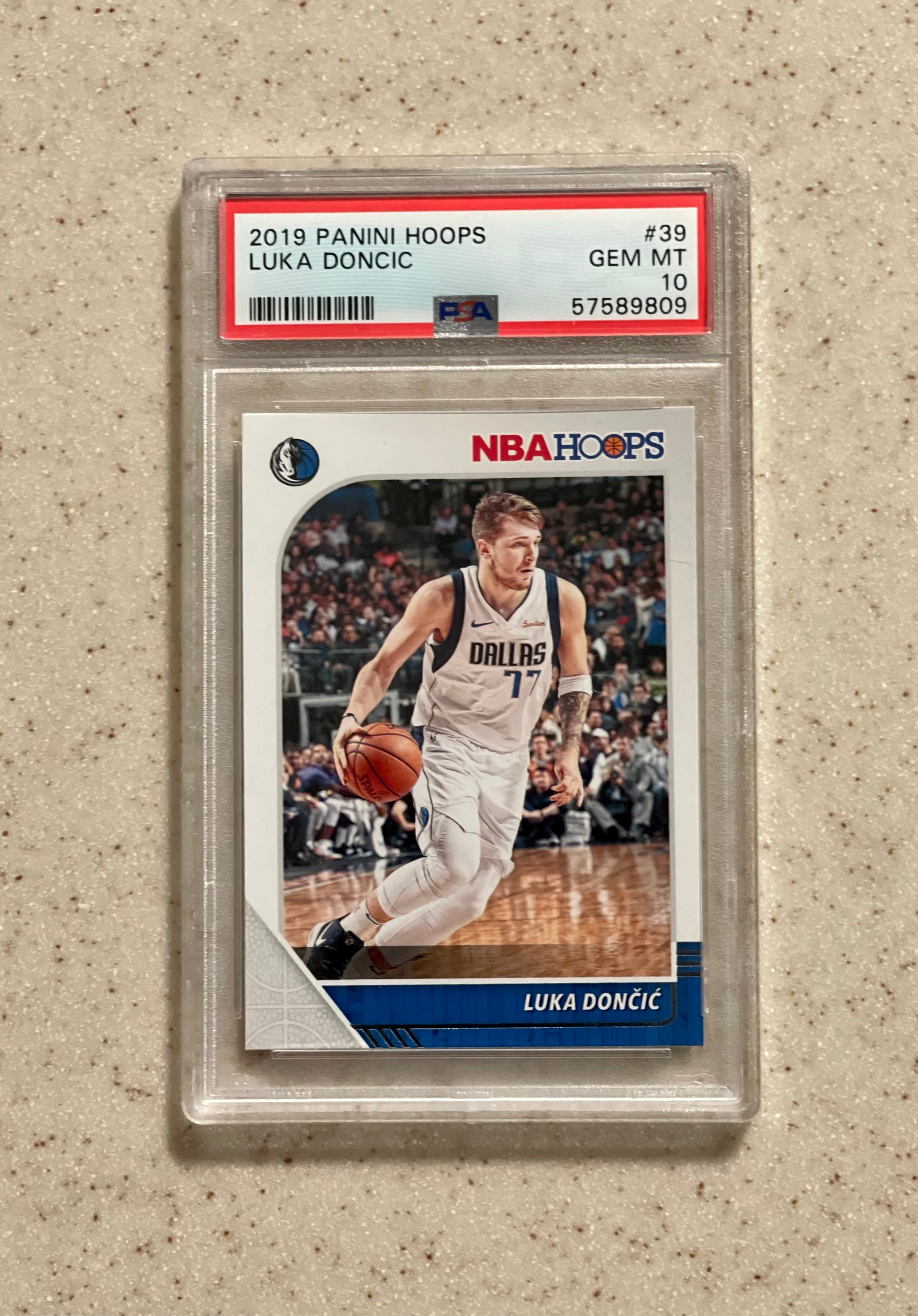 2019-20 Panini NBA Hoops 39 Luka Doncic Dallas Mavericks PSA