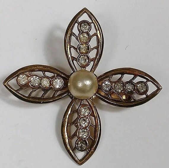 Coro art deco flower brooch with rhinestones and … - image 2