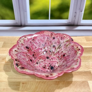 Raspberry Swirl Scalloped Bowl  8-3/8 in diameter