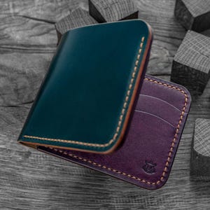 Portafoglio bifold in pelle conciata al vegetale Horween Shell Cordovan