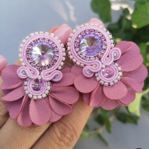 Pink Soutache Earrings: Comfortable Floral Jewelry