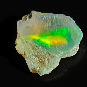 Top Malti Fire Raw Ethiopian Opal Chips,Raw Crystals, Welo Opal, Natural Opal, Rough Opal Chips, Bulk Raw Gemstones.4.60.Cts.Size.13x13x5MM