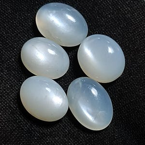 5 PCS White Moonstone Flat Back Cabochon , Loose Natural Gemstone, White Moonstone Cabochon for Jewelry.53.00.cts.Size.16x12xMM To17x13MM