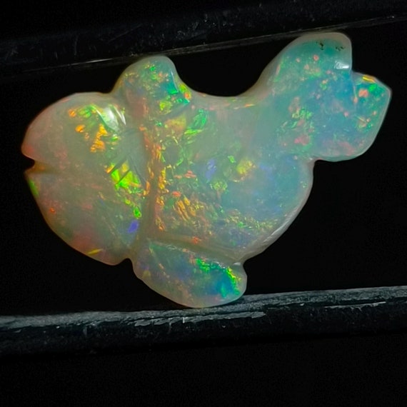 【エチオピア産】オパール彫刻 100%天然エチオピア産オパール彫刻 - エチオピア産オパール彫刻