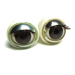 Doll eyes blinking, vintage plastic capsule eyes, brown doll eyes, 0.55&quot; / 14 mm diameter, doll repair part