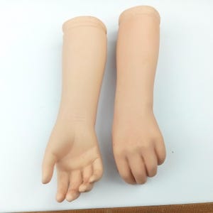 Reproducción de brazos de muñecas, par de antebrazos de muñecas, porcelana bisqué, muñeca de porcelana vintage, fabricación de muñecas, 5,3&quot;