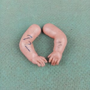 Antique celluloid doll arms, Turtle marked dolls arms, Schildkroet, size 14, doll repair part, Germany, doll repair parts