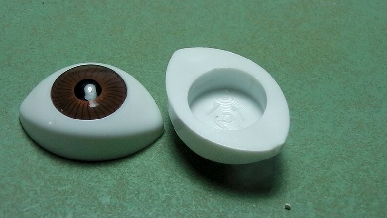 doll repair Vintage lens shape 23 x 15 mm replacement doll eyes acrylic doll eyes brown Vintage Doll eyes
