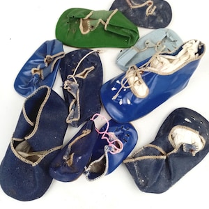 Dolls Shoes, Lot of Singles, blue and green tones doll shoes, antique to vintage