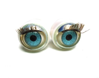 Vintage doll blinking or sleepy eyes, plastic capsule, blue, 0.62" / 16mm, replacement for vintage dolls