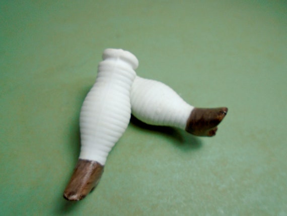 Antique china doll Parts Leg ペア Hand ペア Antique China Head Doll Legs With Molded Socks, to Tie in 2.24