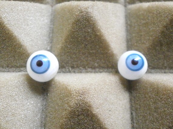 50 VINTAGE 6-7 MM BLUE OVAL GLASS EYES FOR ANTIQUE DOLLS OR NEW BISQUE DOLLS