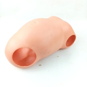 Puppen Torso Körperersatz für vintage Puppen, Kunststoffpuppen 1950er - 70er Jahre, Puppen-Reperaturzubehör, für Puppengröße 60 cm - 23,6