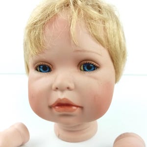 Künstlerpuppenkopf, Bisquitporzellan Kopf und Hände Reproduktion, Cindy M., Kunstpuppenset, Puppenzubehör, Kopfgröße 12 cm