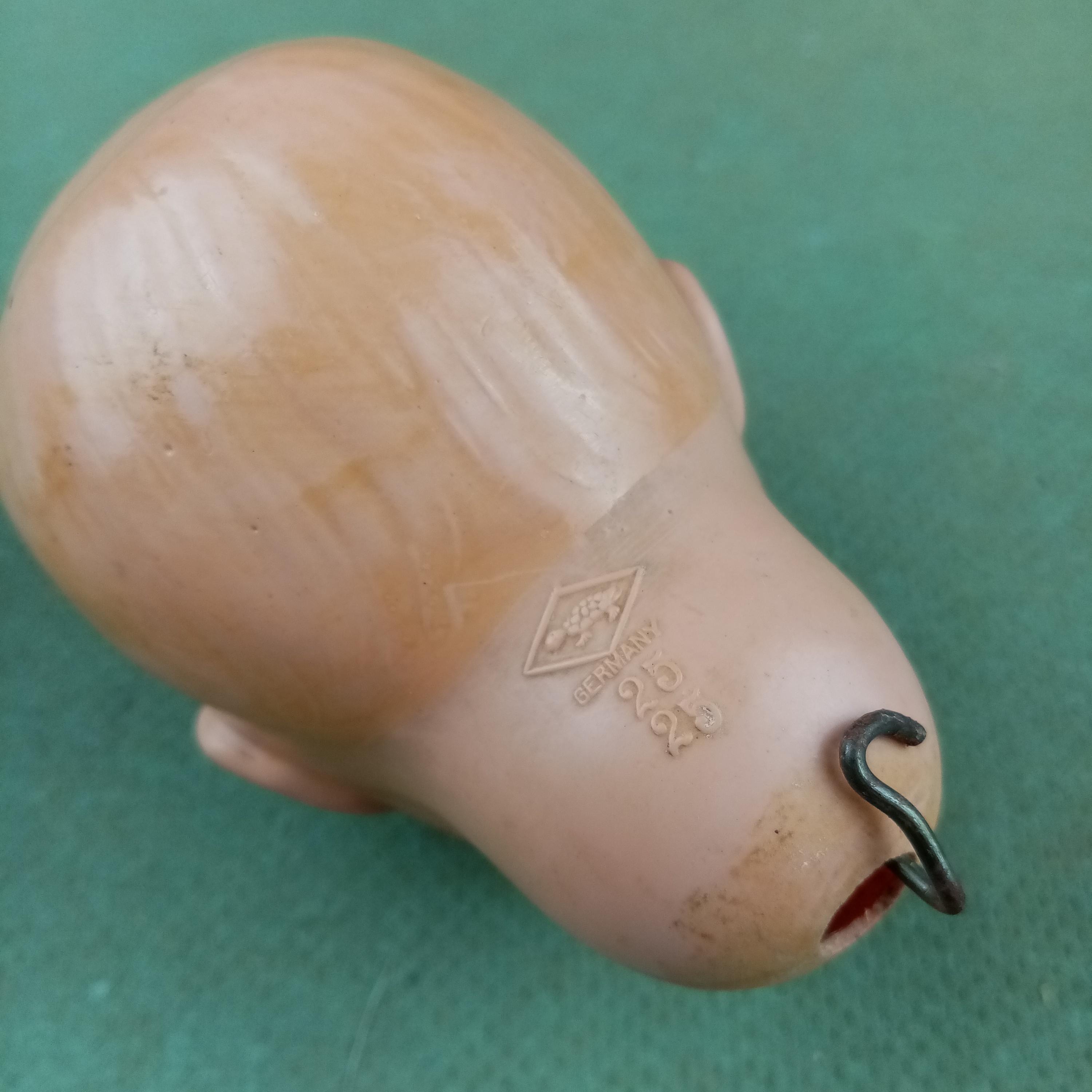 Poupée allemande Reinische Gummi (pour Kämmer et