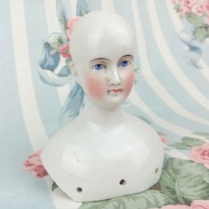 Rare antique China head, Biedermeier shoulder head porcelain, 1860s Germany 4.7&quot;