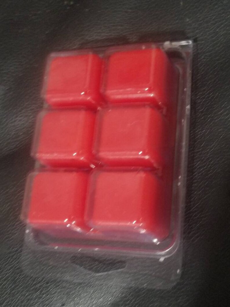 Cinnamon wax melts