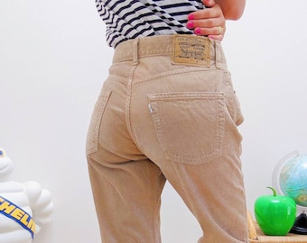 Levi's beige corduroy pants, straight and high mom velvet jeans| Vintage from the 90s