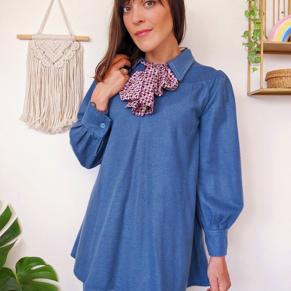 Tunique bleue en laine fait-main, blouse longue à manches longues | vintage des années 70