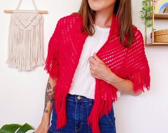 Vintage 1970 | Handmade red knit poncho