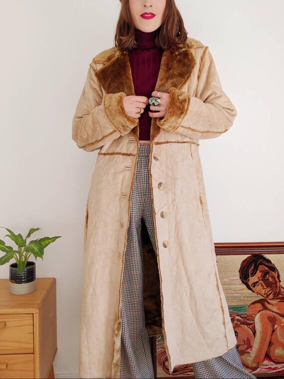80年代のヴィンテージロングフェイクファーコート - Etsy 日本