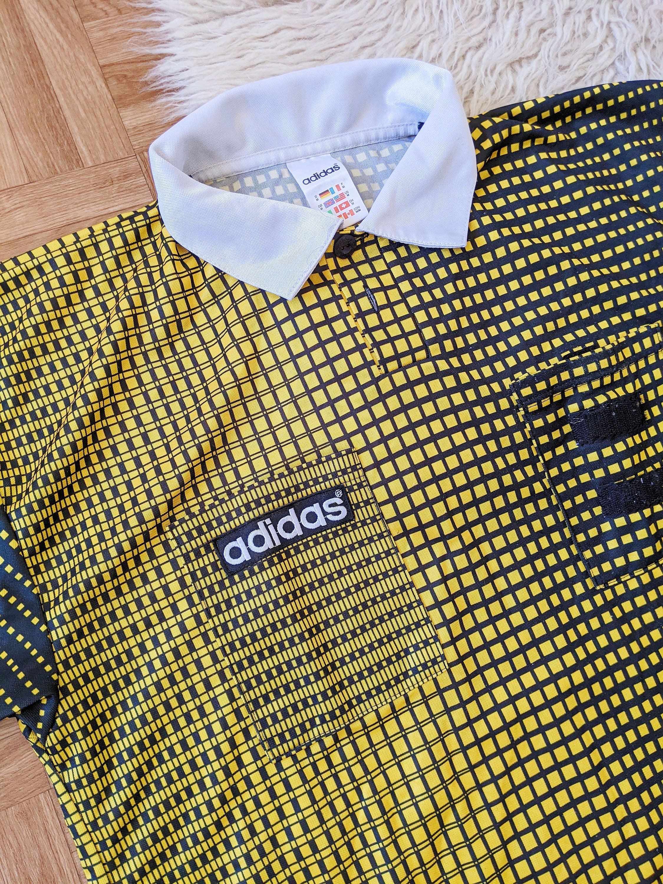 Vintage 1990 | ADIDAS World Cup 1994 Referee Jersey Black and
