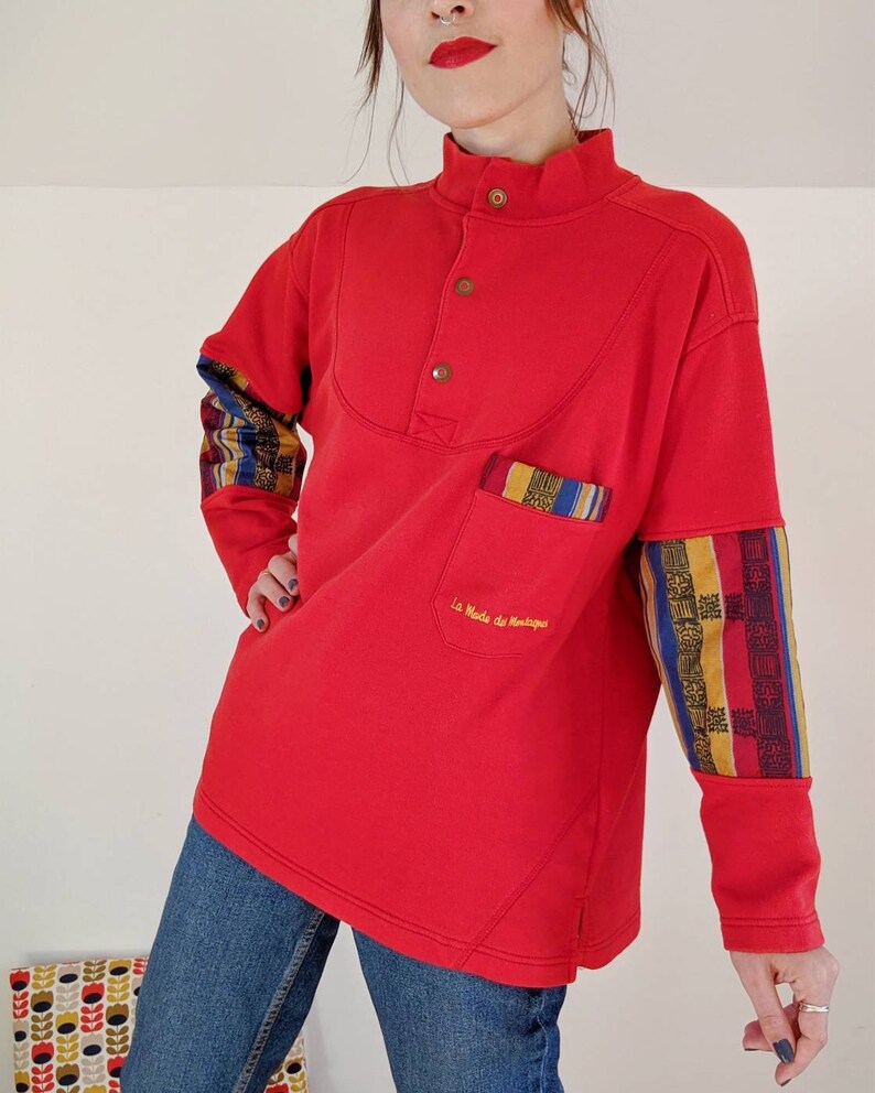 Sweat en coton rouge, veste avec empiècement colorés vintage des années 90 image 4