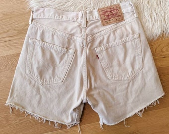 Short Levi's 501 en coton beige | vintage des années 90