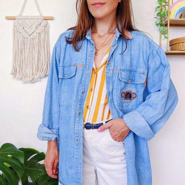 Chemise longue en jean clair, chemise unisexe oversize en coton avec col en velours beige | vintage des années 90