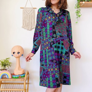Long wool dress with green and purple psychedelic patterns, long-sleeved winter dress | vintage 80s