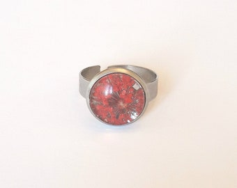 Adjustable Pressed 'Red Queen Anne's Lace' Flower Ring