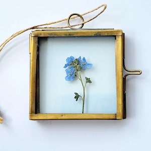 MINI Hanging Metal Frame with a Pressed Forget-Me-Not Sprig