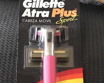 Gillette Atra Plus Razor Handle - PINK