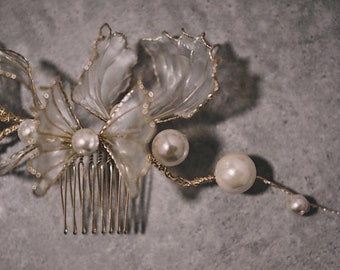 Mother of pearl headpiece, Pearl hair comb, Seashell Hair Comb, Beach Wedding Crown, Seashell Bridal Hair Comb, Mermaid Crown, Boho Bridal