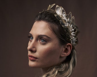 Gold Helen crown with flower, Bridal flower crown, White flower crown, Floral Wedding Headpiece, Boho flower crown, Resin Flower Crown,