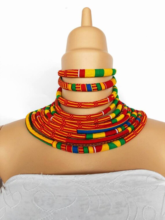 Wusulu necklace shop