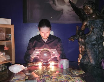 Psychic Love Reading Love Questions by Derrek 3 Question 98% Acct Predictions Tarot Card  Reader In Canada Same Day Reading