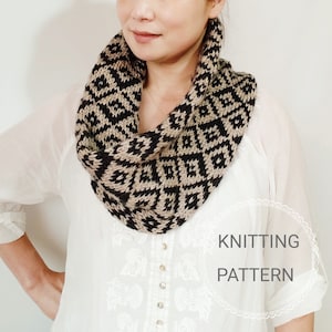 KNITTING PATTERN / Intaglio Mosaic Cowl Pattern / PDF Pattern/ Knitted Cowl Pattern / Cowl Knitting Pattern / Knit Pattern / Scarf Pattern