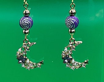 Celestial Moon and Star Dangle Earrings in Gold