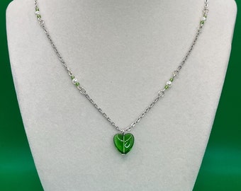 Green Heart Beaded Necklace in Silver 20in
