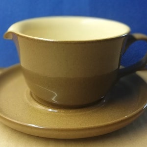Denby Keramik Brown Soße / Sauciere mit Abtropfschale