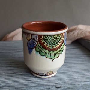 Ceramic cup with a floral pattern, Cup in the graffito technique, Tea cup, Kitchen decor